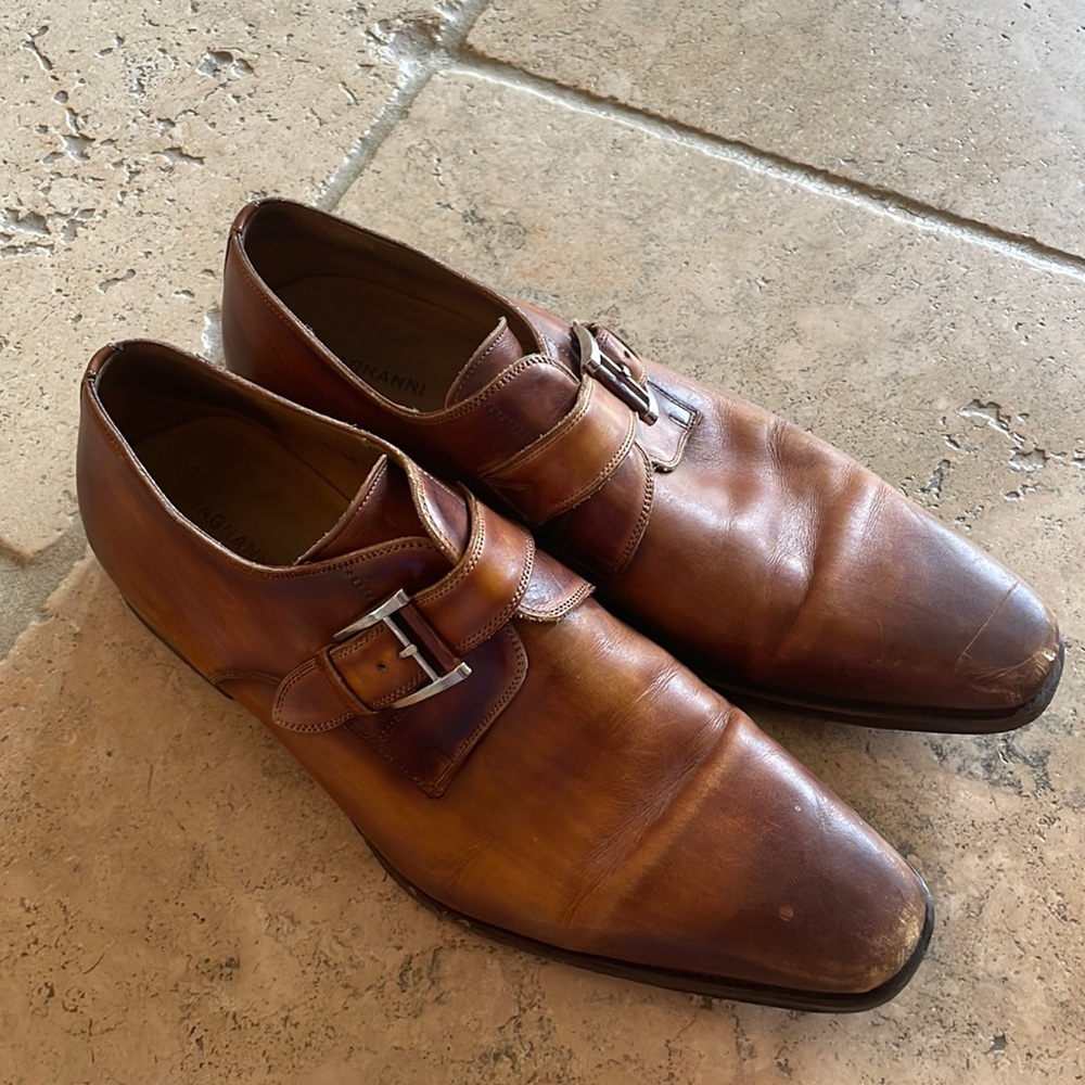 Selling Magnannl Dress Shoes